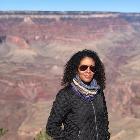 Meet your Posher, Ruby - Picture 1 of 1